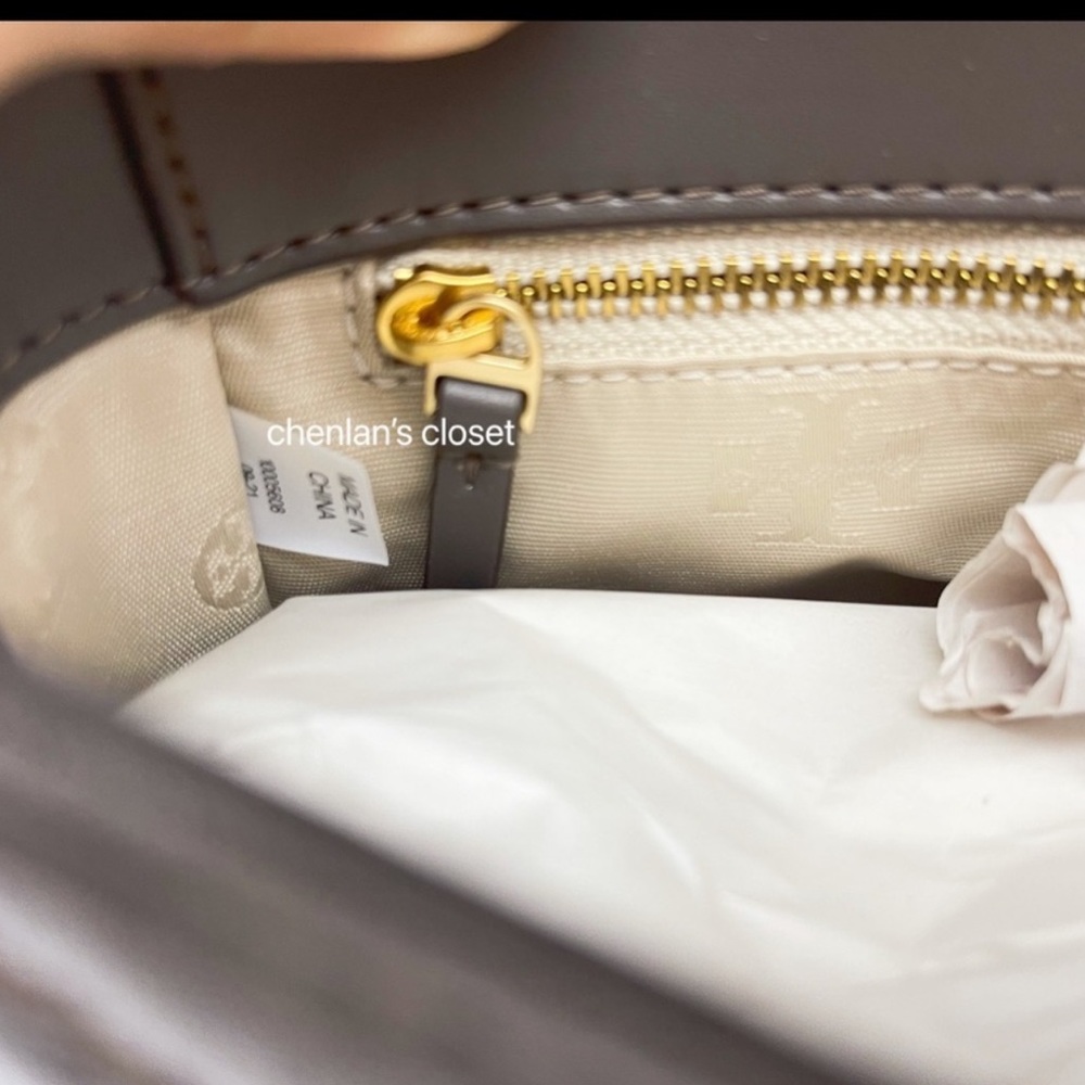 🔥NeW! Tory Burch Willa Small Shoulder Bag - Picture 13 of 16